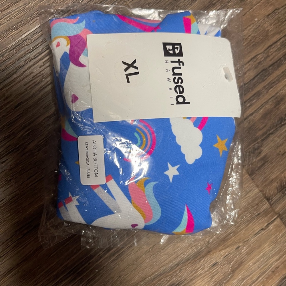 XL stay magical aloha bottom fused hawaii